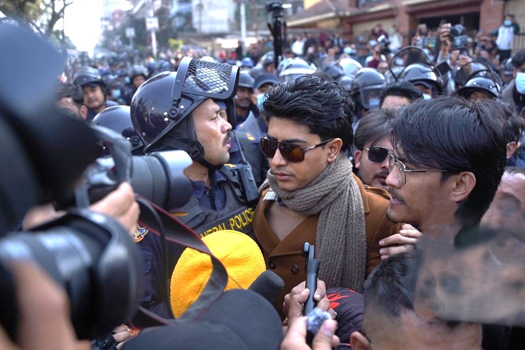 सर्वपक्षीय सरकारको माग गर्दै माइतीघरमा जेनजी प्रदर्शन, ५ जना पक्राउ