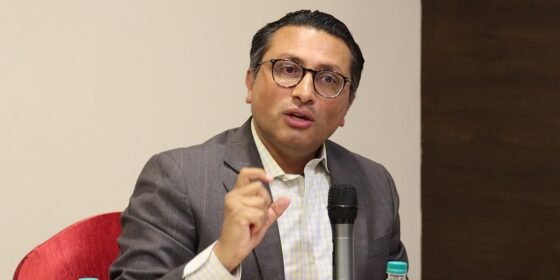 सरकारको बचाउ : अर्थमन्त्री वाग्लेलाई कर सुधारमा समर्थन, विपक्षीले छानबिन माग