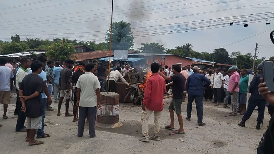 सुनसरी घटनापछि तनाव चर्कियो, राजमार्ग अवरुद्ध र उच्चस्तरीय सुरक्षा छलफल सुरु